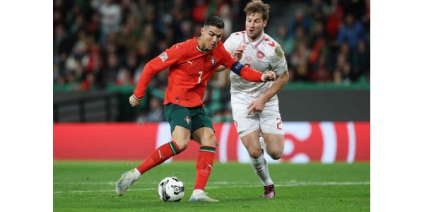 CRISTIANO RONALDO je zabijao za Portugal 22 godine zaredom CRISTIANO RONALDO je zabijao za Portugal 22 godine zaredom